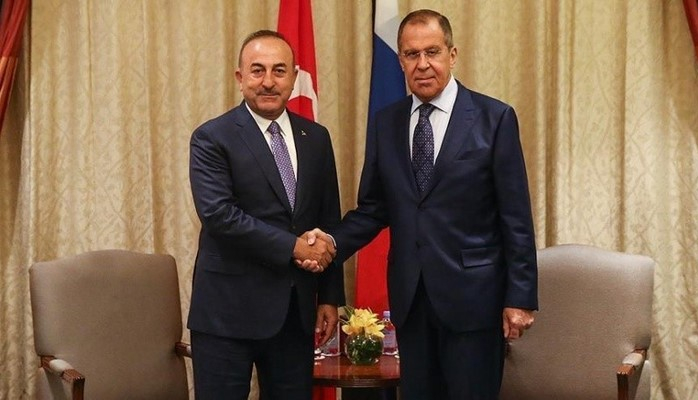 В Баку проходит встреча глав МИД России и Турции