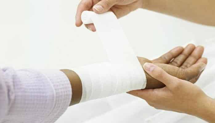 ​​​​​​​Yenilik: Dəyişdirməyə ehtiyac olmayan yara sarğıları icad edilib