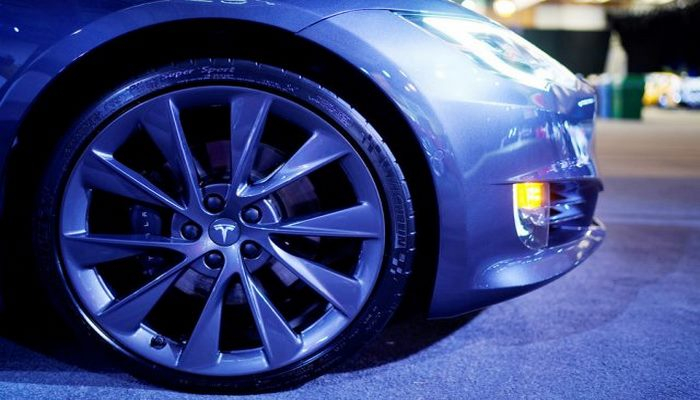 Tesla avtomobillərində kinoteatr olacaq