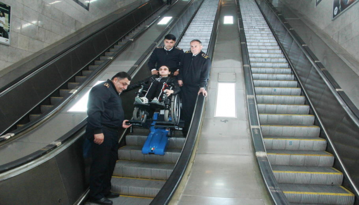 Бакинское метро стало доступнее для инвалидов