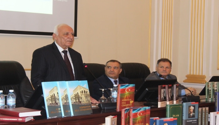 Издания Национальной библиотеки переданы  Институту истории НАНА