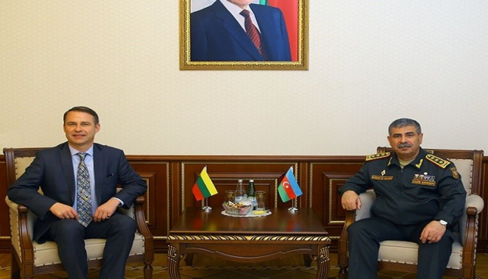 Закир Гасанов: Ереван намеренно затягивает с решением нагорно-карабахского конфликта