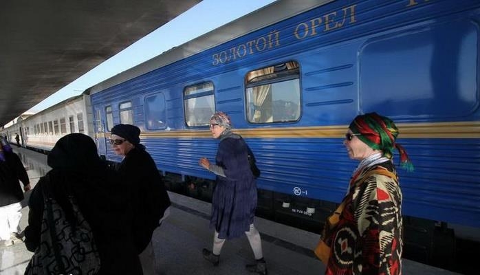 Российский туристический поезд "Золотой орёл" прибыл в Иран