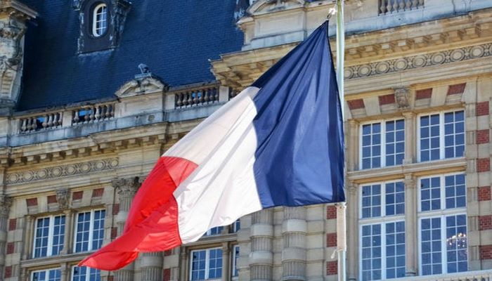 Fransa Azərbaycan səfirliyinin iki diplomatını “persona non-grata” elan edib