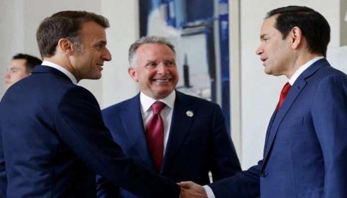 Fransada ABŞ nümayəndələri ilə Ukrayna münaqişəsi müzakirə olundu