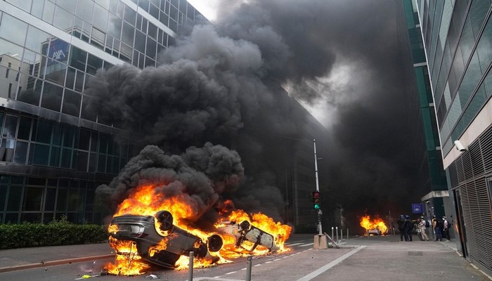 Fransada ötən gün 50-yə yaxın iğtişaşçı həbs edilib