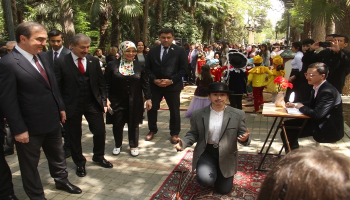 Gəncədə “23 Aprel – Ümumdünya kitab və müəlliflik hüququ günü” qeyd olunub