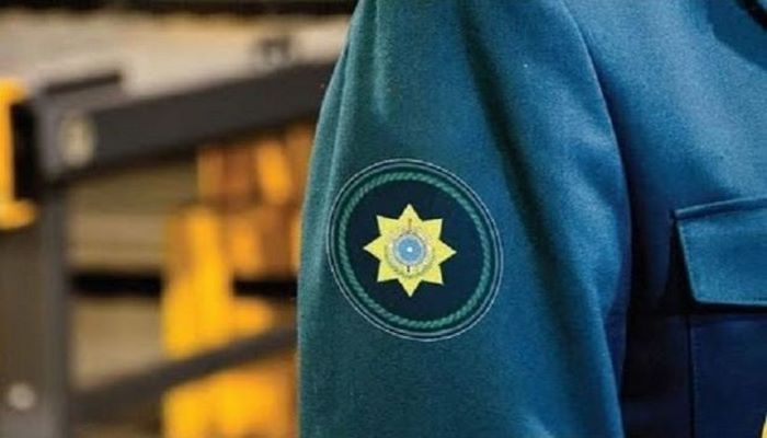 Gömrük Komitəsinin rüşvətə görə tutulan sabiq vəzifəliləri məhkəmə qarşısına çıxarılırlar