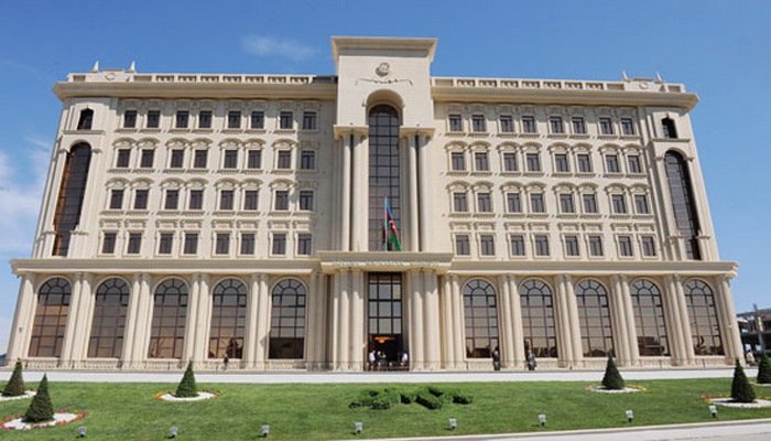 Государственная миграционная служба Азербайджана возобновила прием граждан