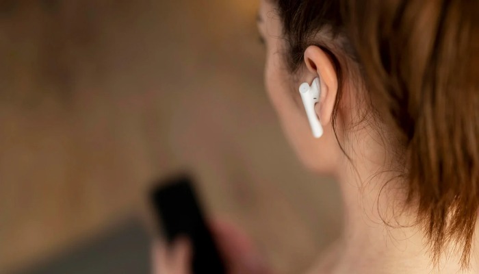 Hakerlər "Bluetooth" vasitəsilə insanları izləyə bilərlər - XƏBƏRDARLIQ