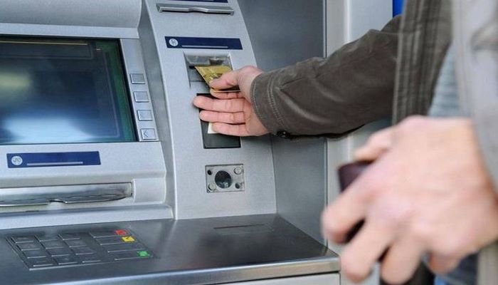 Hansı qadınların pensiyaya daha tez çıxa biləcəkləri məlum oldu