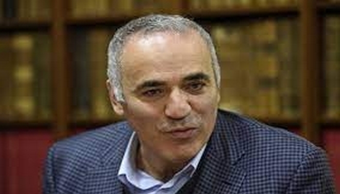 Harri Kasparov: “Müharibə artıq real fəlakətə doğru gedir”
