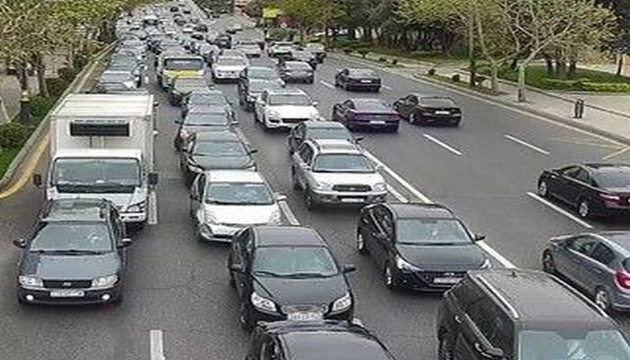 Hazırda bu yollarda tıxac var