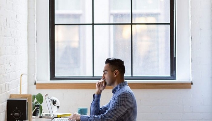 Həkimlər,  gənclərin daha sürətlə yaşlanmasına səbəb olan peşələri  açıqlayıblar