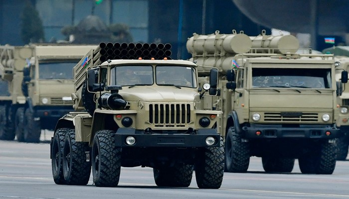 Hərbi texnika və silahla əlaqədar lisenziya verilməsinə görə yeni dövlət rüsumu müəyyənləşir