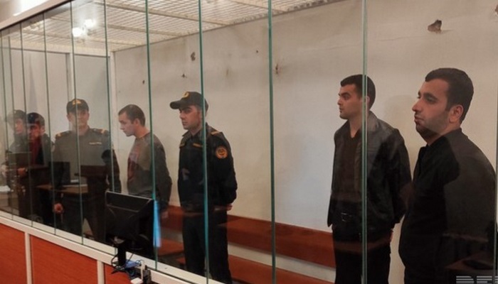 Hipermarketə silahlı hücumda təqsirləndirilən şəxs: "Dolanmaqda çətinlik çəkirdim"