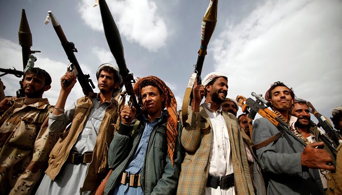 Husilər beynəlxalq sualtı kabelləri zədələyiblər