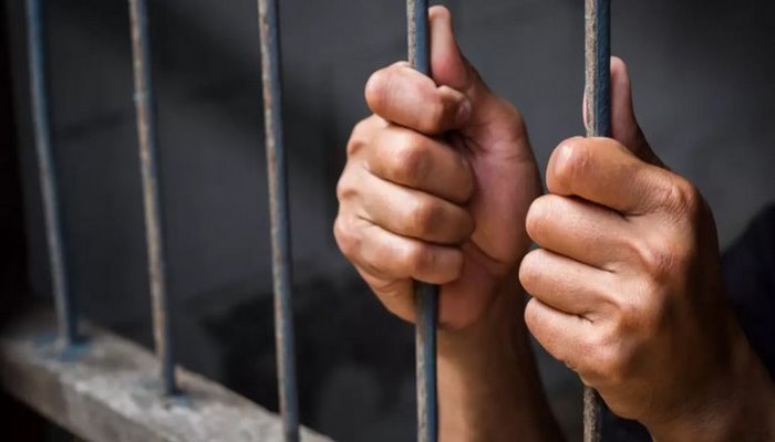 İctimai nəqliyyatda qeyri-etik hərəkətlər edən şəxs saxlanılıb