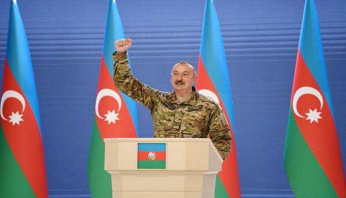 İlham Əliyev Azərbaycan Ordusunun şəxsi heyəti qarşısında çıxışı