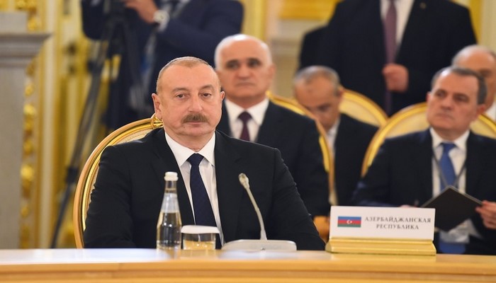 İlham Əliyev: "Azərbaycan regionda ən iri hava yük donanmasına malikdir"