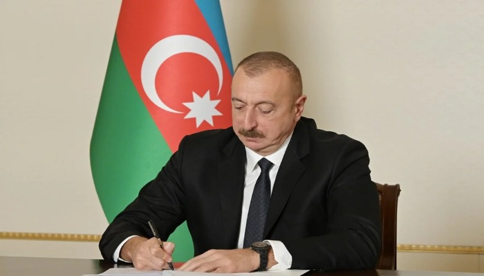 İlham Əliyev bir qrup səhiyyə işçisini təltif etdi - SİYAHI