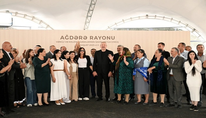 İlham Əliyev və Mehriban Əliyeva Ağdərədə Vəngli və Kolatağ kəndlərinin sakinləri ilə görüşüblər