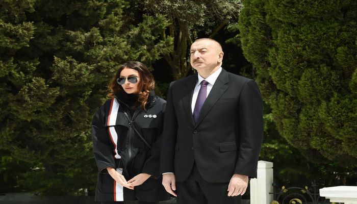 İlham Əliyev və Mehriban Əliyeva Fikrət Qocanın vəfatı ilə bağlı nekroloq imzaladılar