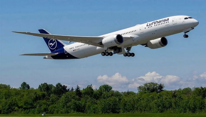 İrana beynəlxalq uçuşlar həyata keçirən yeganə Qərb aviaşirkəti reysləri dayandırdı