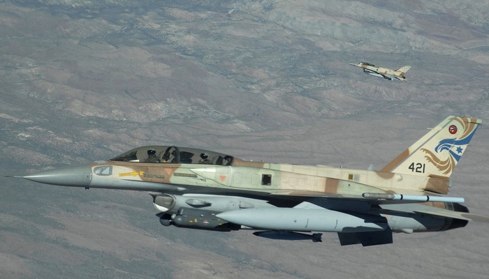 İsrail aviasiyası HƏMAS kəsfiyyatının binalarını vurdu