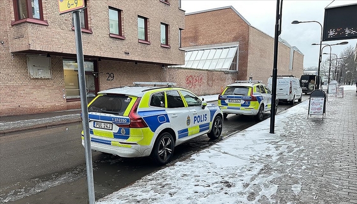 İsveçdə məktəbə silahlı hücum oldu