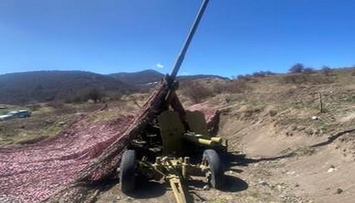 Kəlbəcərdə artilleriya qurğuları və sursat aşkarlanıb