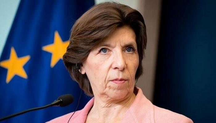 Kolonna fələstinli həmkarı ilə danışdı