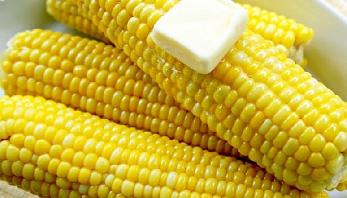 Кому нельзя есть вареную кукурузу