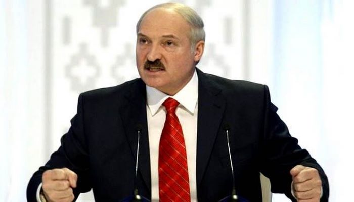 Lukaşenko özünə ömürlük toxunulmazlıq verdi