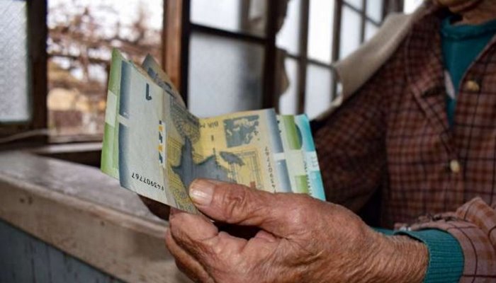 Maaş və pensiya artımları belə olacaq? - Detallar açıqlandı