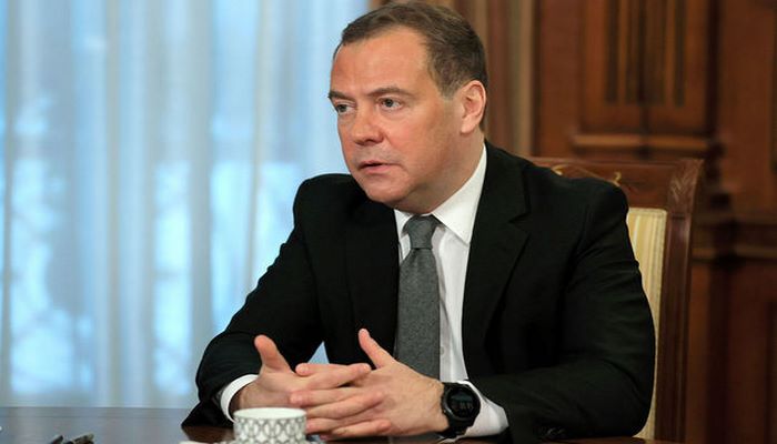 Medvedev: “Qarabağ münaqişəsinin nizamlanması Türkiyə ilə müzakirə edilməlidir”