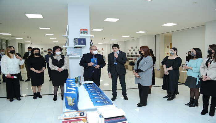 MEK 14 fevral – Beynəlxalq Kitab Bağışlama Gününü qeyd edib