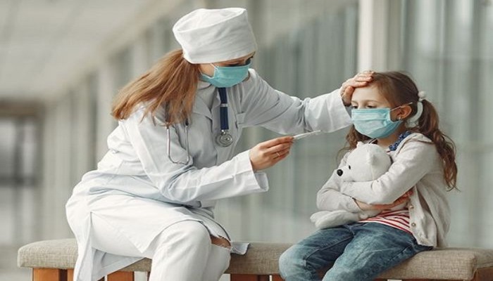 "Məktəbə gedəcək uşaqlarınıza ara məsafəsi gözləməyi öyrədin, hətta məşq etdirin" - Pediatr