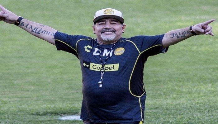 "Messi və Ronaldu dünyanın ən yaxşı futbolçularıdır" - Maradona