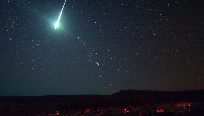 Livana meteorit düşdü, yanğın başladı