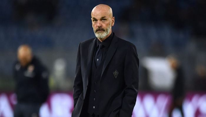 "Милан" продлил контракт с главным тренером Пиоли до 2022 года