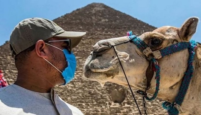 Mısır koronavirüs darbesi yiyen turizmini canlandırabilecek mi?