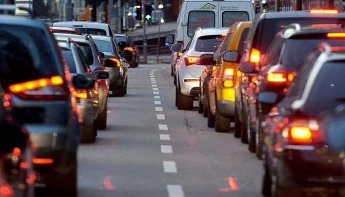 MM "Avtomobil nəqliyyatı haqqında" qanuna dəyişiklikləri son oxunuşda qəbul edib