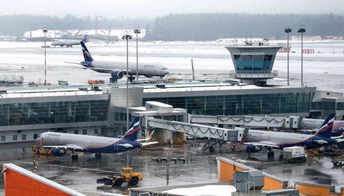 Moskva aeroportlarında bütün reyslər dayandırıldı