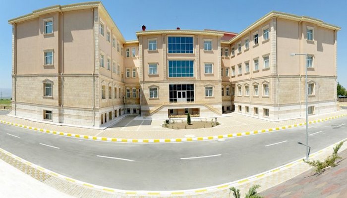 Naxçıvan Yoluxucu Xəstəliklər Mərkəzinin baş həkimi işdən çıxarılıb, təyinat olub