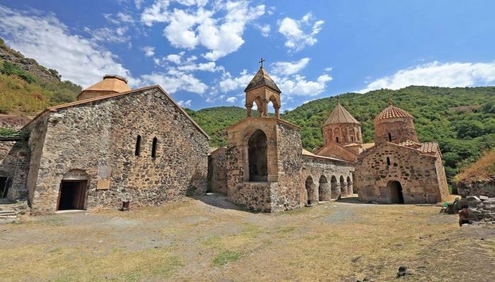 Nazir müavini: “Ermənilər Kəlbəcərdə tarixi monastırı saxtalaşdırdı, indi isə qeyri-qanuni olaraq…”