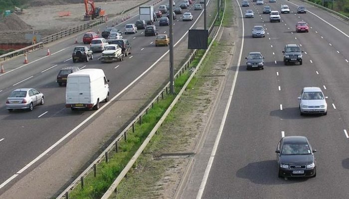 Nəqliyyat eksperti sürücülərə müraciət etdi: “Bu səbəbdən də 4 zolaqlı yol 2 zolaqlıya çevrilir..."