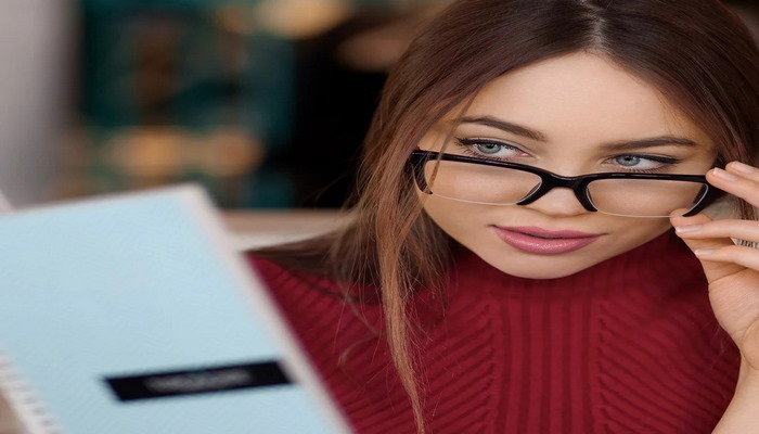 Niyə kişiləri ağıllı qadınlar cəlb edir?