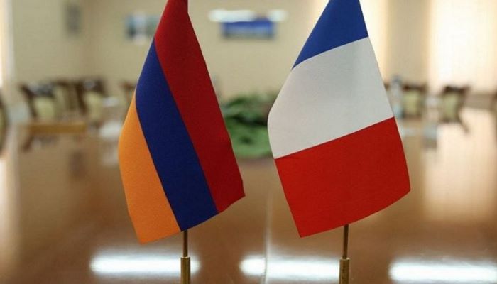 Paris-İrəvan cütlüyü - erməni sevgisi Fransanı obyektiv davranmağa qoymur