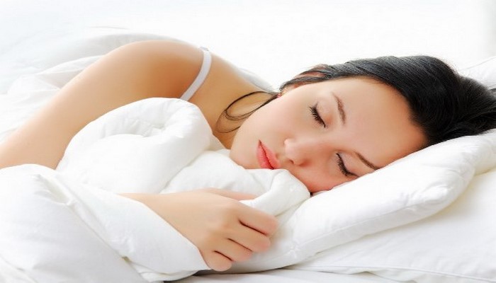 Почему врачи советуют спать совсем голым
